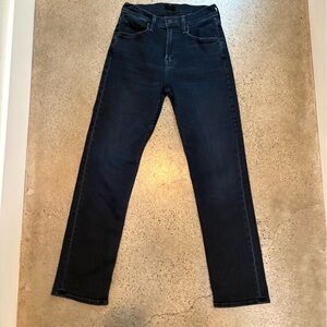 MOTHER brand jeans. Size 25
Style Name: The Mid Rise Rider Ankle
